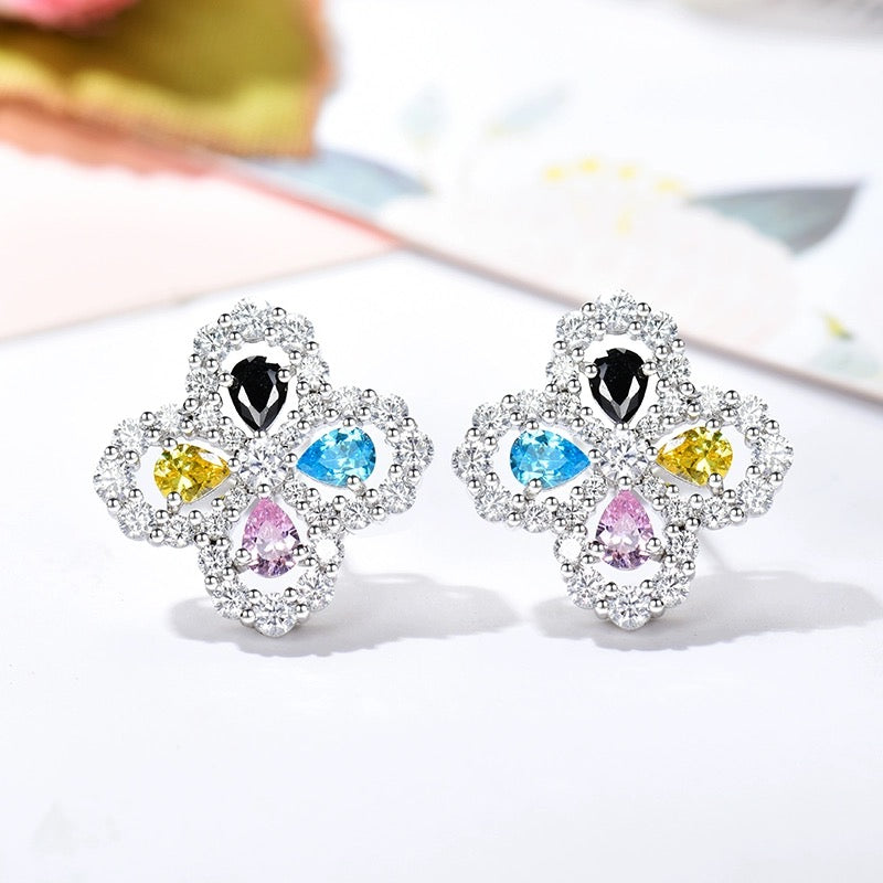 Pomuse LOOP EARRINGS FULL MOTIF DIAMOND 16MM SILVE