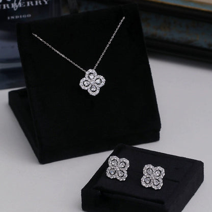 Pomuse LOOP NECKLACE FULL MOTIF DIAMOND COMBINATION