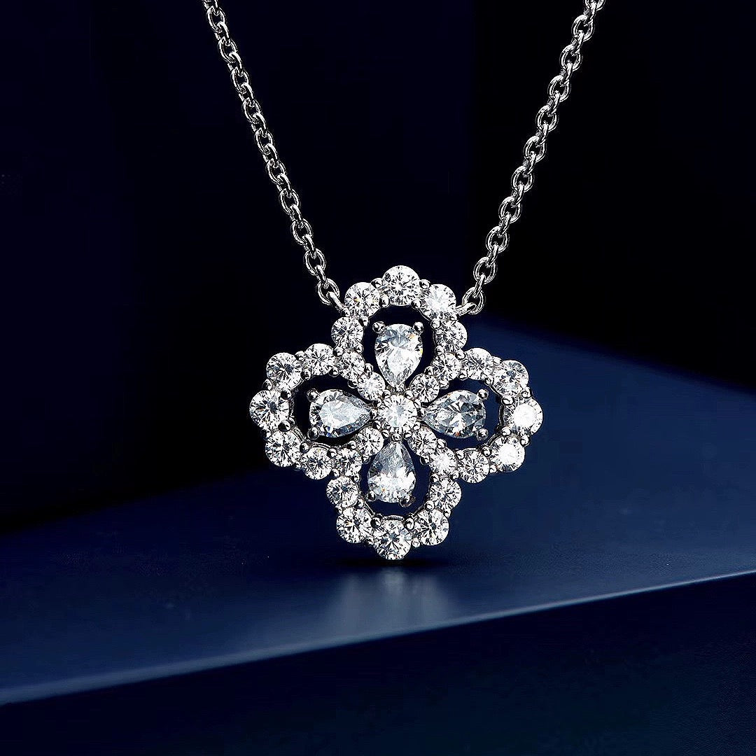 Pomuse LOOP NECKLACE FULL MOTIF DIAMOND COMBINATION
