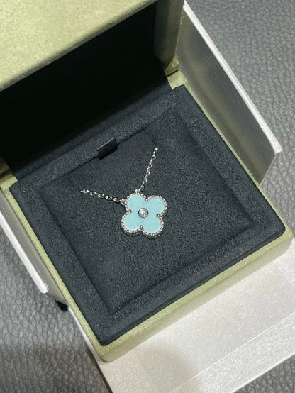 Pomuse CLOVER 1 DIAMOND LIGHT BLUE SILVER NECKLACE