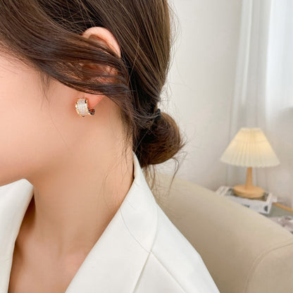 Pomuse ZERO 1 DIAMOND PAVED EARRINGS