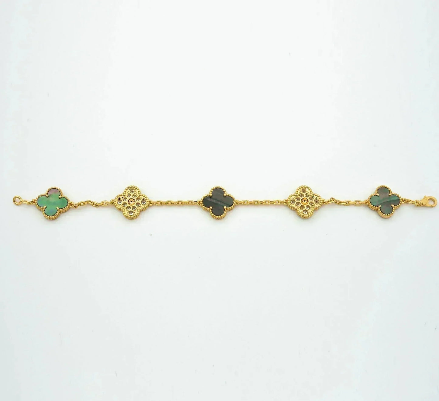 Pomuse CLOVER 5 MOTIF GRAY MOP DIAMOND BRACELET