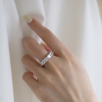 Pomuse – Eleganter Tennisring im Prinzessschliff