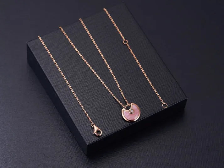 Pomuse AMULETTE ROSE GOLD PINK MOP NECKLACE