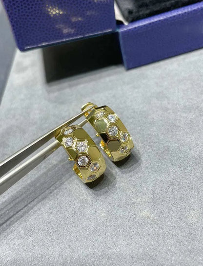 Pomuse BEE LOVE DIAMOND HOOP EARRINGS
