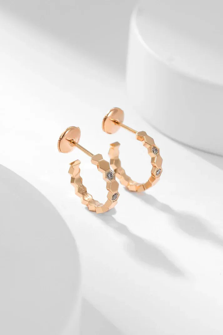Pomuse BEE LOVE DIAMOND HOOP EARRINGS