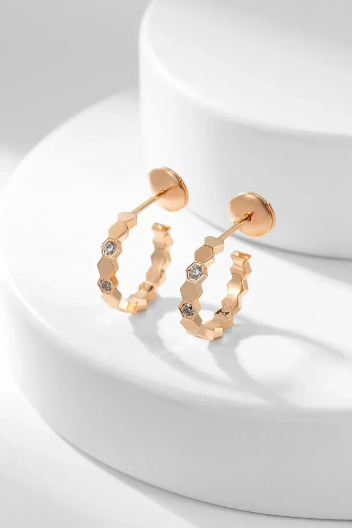 Pomuse BEE LOVE DIAMOND HOOP EARRINGS
