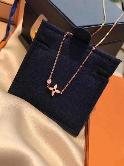 Pomuse BLOSSOM PENDANT PINK GOLD AND DIAMOND