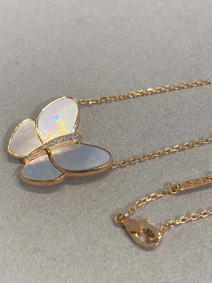 Pomuse BUTTERFLY GOLD MOP DIAMOND NECKLACE