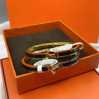 Pomuse CLASSIC H CLIC BLACK 8MM ENAMEL BRACELET