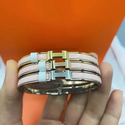 Pomuse CLASSIC H CLIC  PINK 8MM ENAMEL BRACELET