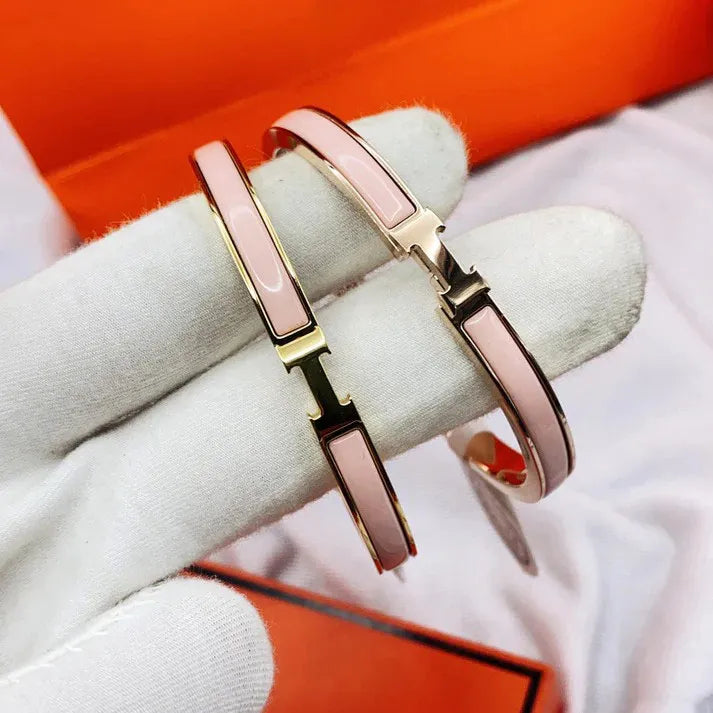 Pomuse CLASSIC H CLIC  PINK 8MM ENAMEL BRACELET