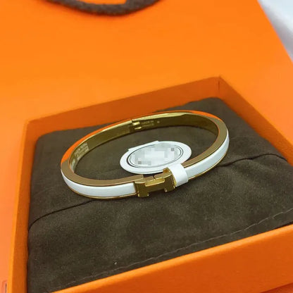 Pomuse CLASSIC H CLIC WHITE 8MM ENAMEL BRACELET