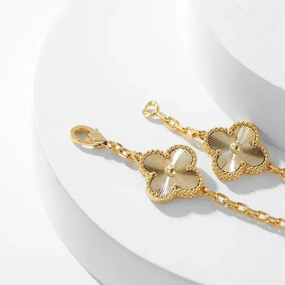 Pomuse CLOVER 10 MOTIFS LASER NECKLACE