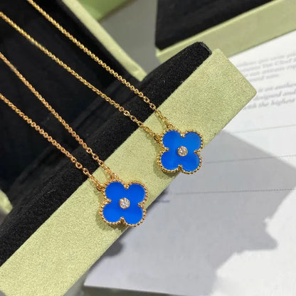 Pomuse CLOVER 15MM DIAMOND AND BLUE AGATE NECKLACE