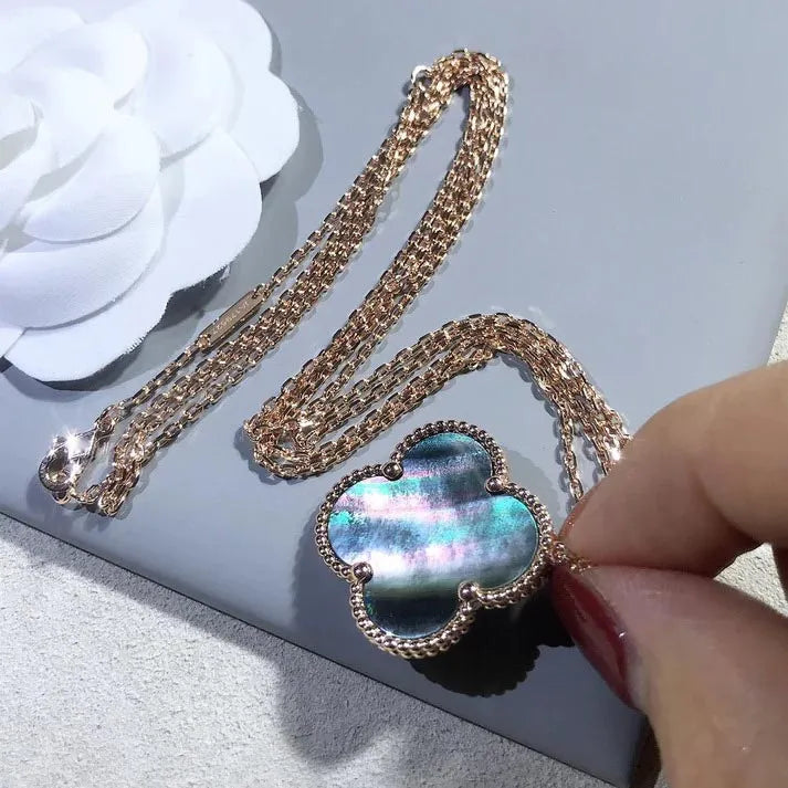 Pomuse CLOVER 25MM GOLD DARK MOP BIG CLOVER NECKLACE