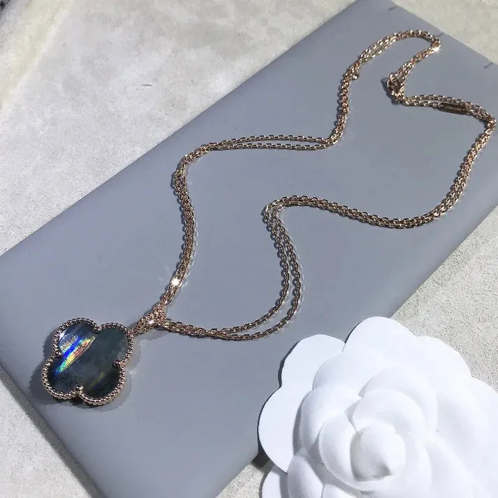 Pomuse CLOVER 25MM GOLD DARK MOP BIG CLOVER NECKLACE