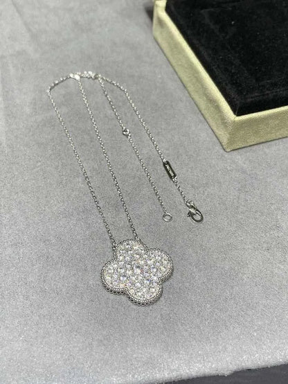 Pomuse CLOVER 25MM LARGE PENDANT DIAMOND PAVED SILVER NECKLACE