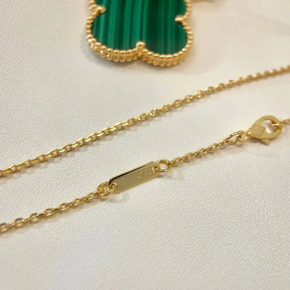 Pomuse KLEEBLATT-HALSKETTE AUS MALACHIT-GOLD, 25 MM
