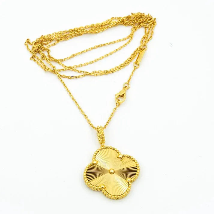 Pomuse CLOVER 25MM PEDANT NECKLACE GOLD