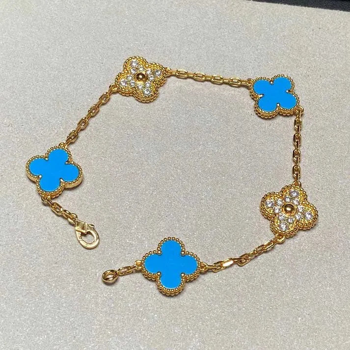 Pomuse CLOVER 5 MOTIF BLUE CHALCEDONY DIAMOND GOLD BRACELET