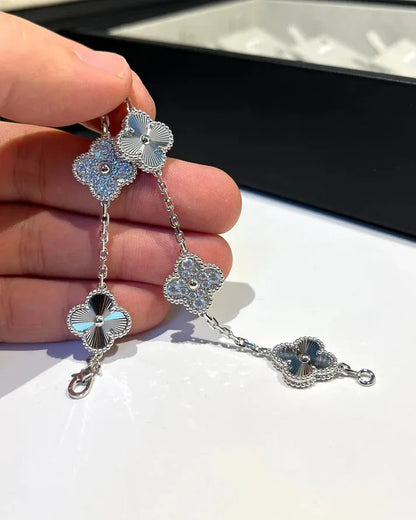 Pomuse CLOVER 5 MOTIF SILVER DIAMOND BRACELET