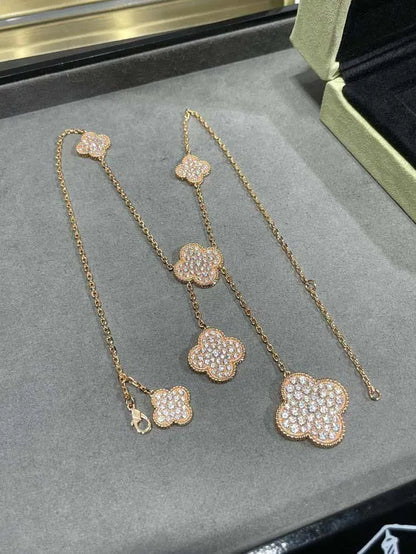 Pomuse CLOVER 6 MOTIF DIAMOND PAVED NECKLACE