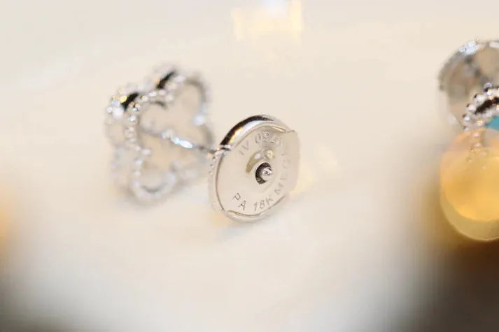 Pomuse CLOVER MINI TURQUOISE SILVER STUD EARRINGS
