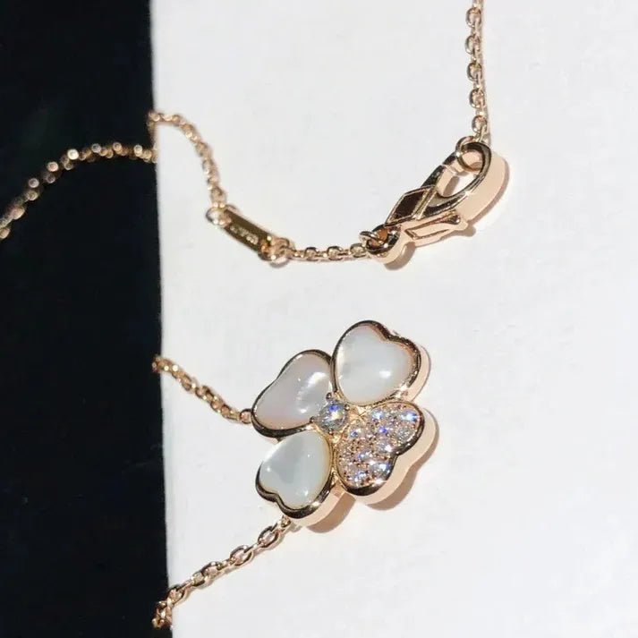 Pomuse CLOVER MOP DIAMOND ROSE GOLD NECKLACE