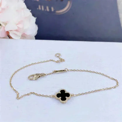 Pomuse CLOVER ONYX SINGLE FLOWER BRACELET