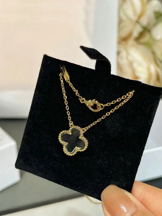 Pomuse CLOVER ROCK CRYSTAL ROSE GOLD NECKLACE