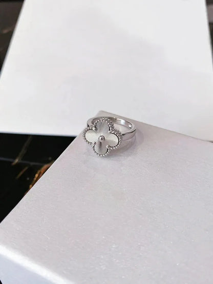 Pomuse CLOVER SILVER RING