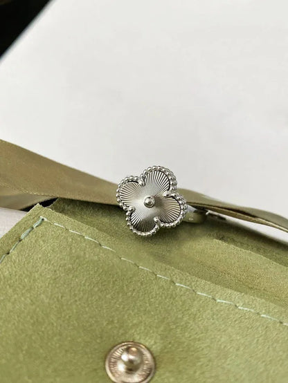 Pomuse CLOVER SILVER RING