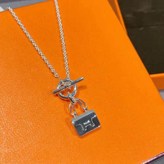 Pomuse CONSTANCE PEDANT SILVER NECKLACE