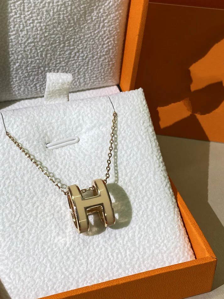 Pomuse H CLIC YELLOW ENAMEL GOLD NECKLACE