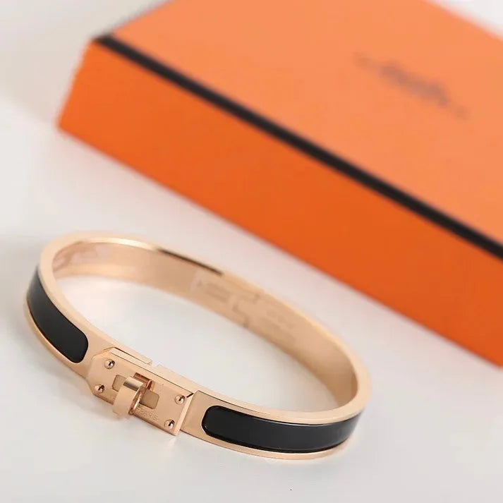 Pomuse H KELLY BLACK BRACELET