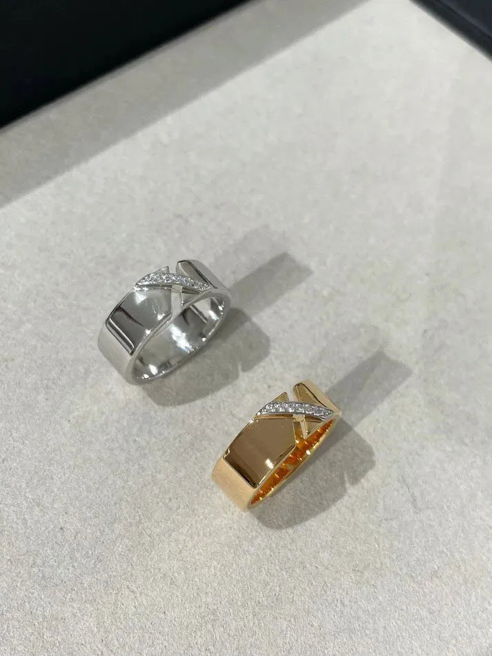 Pomuse LIENS EVIDENCE DIAOMOND RING
