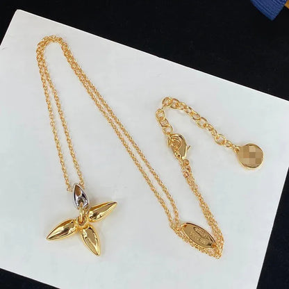 Pomuse LOUISETTE PEDANT GOLD NECKLACE