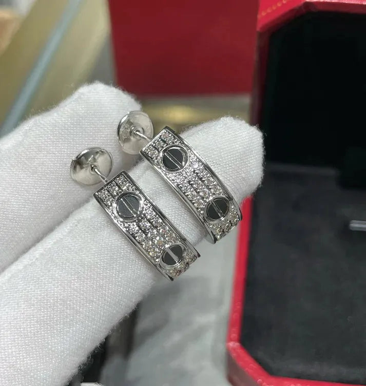 Pomuse LOVE CERAMIC DIAMOND PAVED SILVER EARRINGS