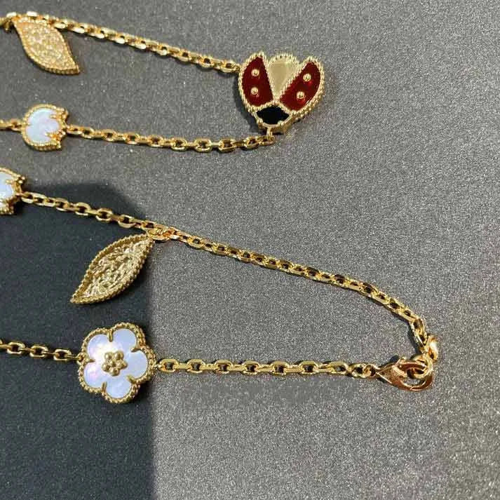 Pomuse LUCKY SPRING 15 MOTIFS GOLD NECKLACE