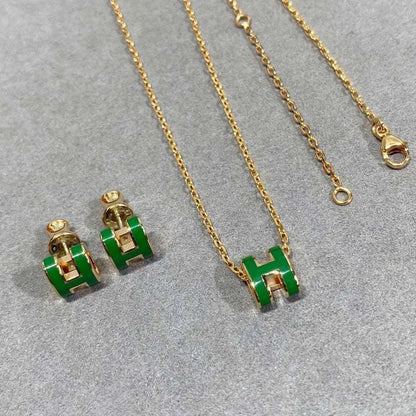 Pomuse POP H GREEN NECKLACE SILVER AND GOLD