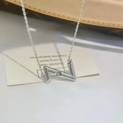 Pomuse VOLTE UPSIDE DOWN NECKLACE