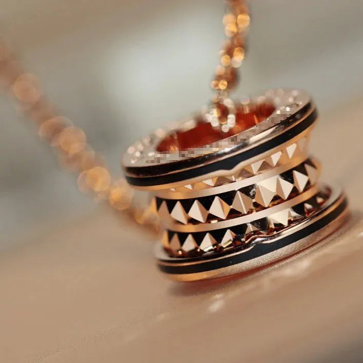 Pomuse ZERO 1 ROCK PEDANT PINK GOLD BLACK NECKLACE