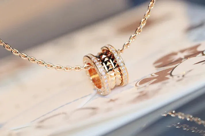 Pomuse ZERO 1 ROCK PEDANT PINK GOLD NECKLACE