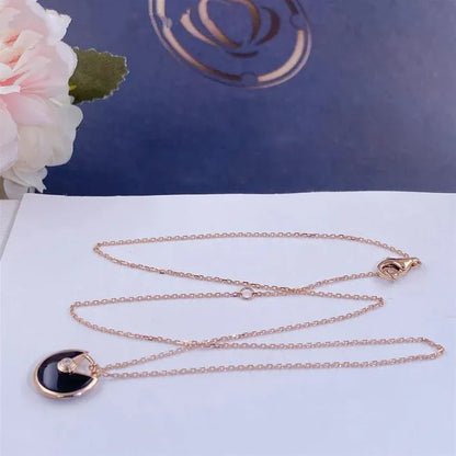 Pomuse AMULETTE ROSE GOLD ONYX NECKLACE