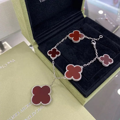 Pomuse CLOVER 5 MOTIFS SIVLER CARNELIAN BRACELET