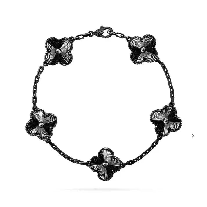 Pomuse CLOVER 5 MOTIF BLACK BRACELET
