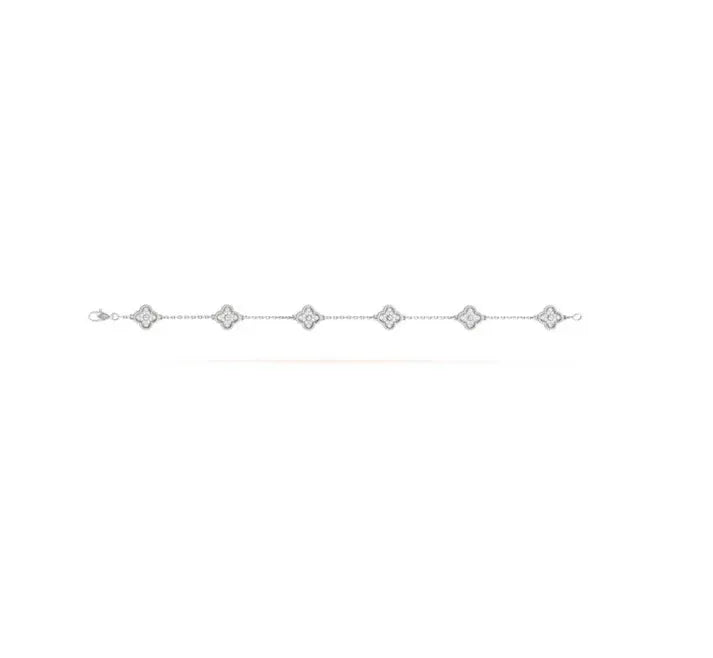 Pomuse CLOVER 6 MOTIF SILVER DIAMOND BRACELET