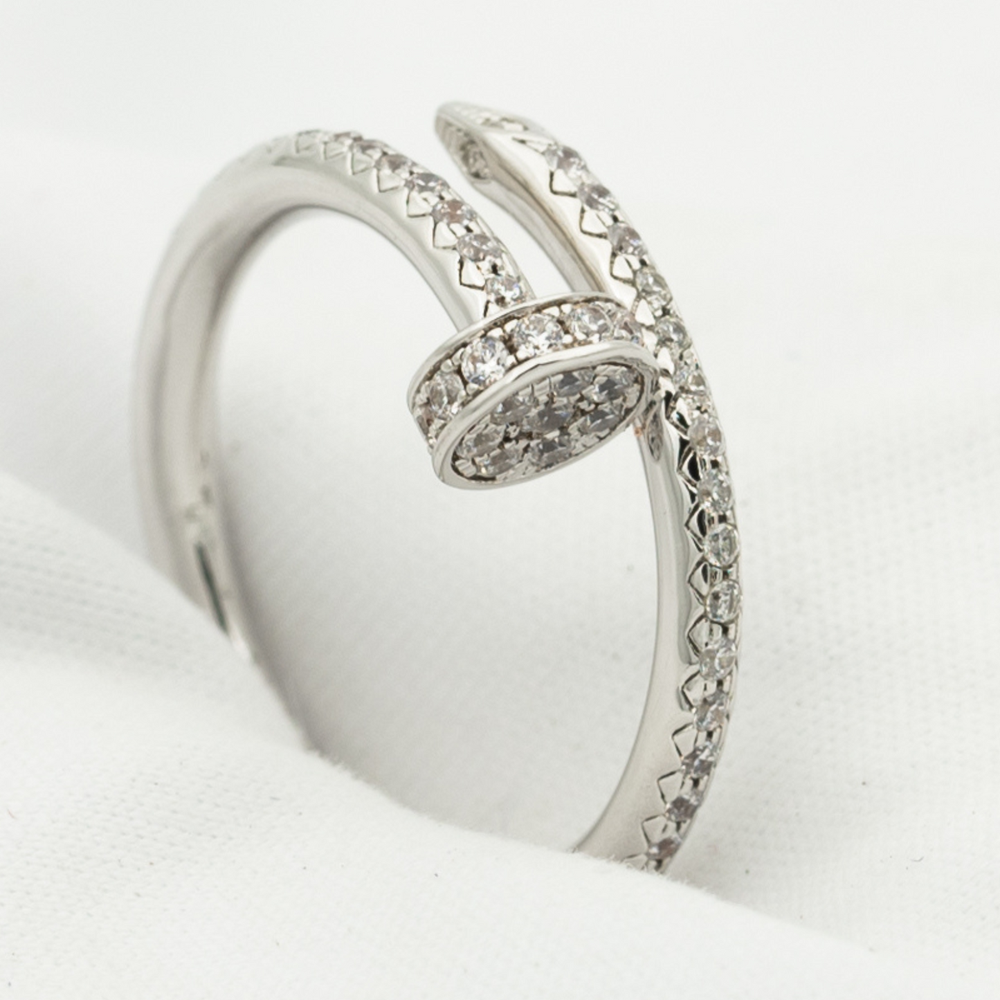 Pomuse JUSTE RING 1.8MM SILVER DIAMONDS