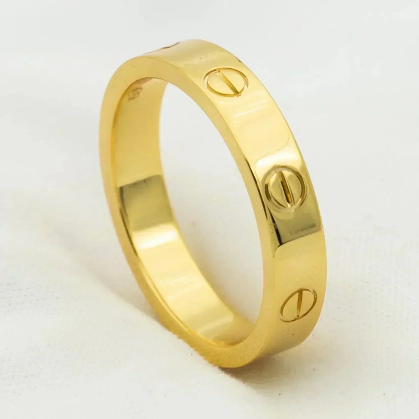Pomuse LOVE RING 4MM 1 DIAMOND GOLD